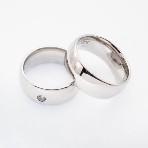 ALIANÇA AÇO REDONDA 8M.M. ABAULADA POR DENTRO