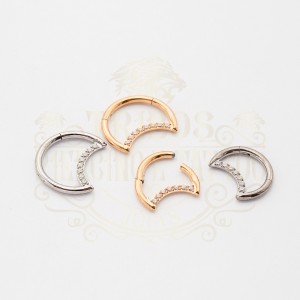 PIERCING MEIA LUA CRAVEJADA